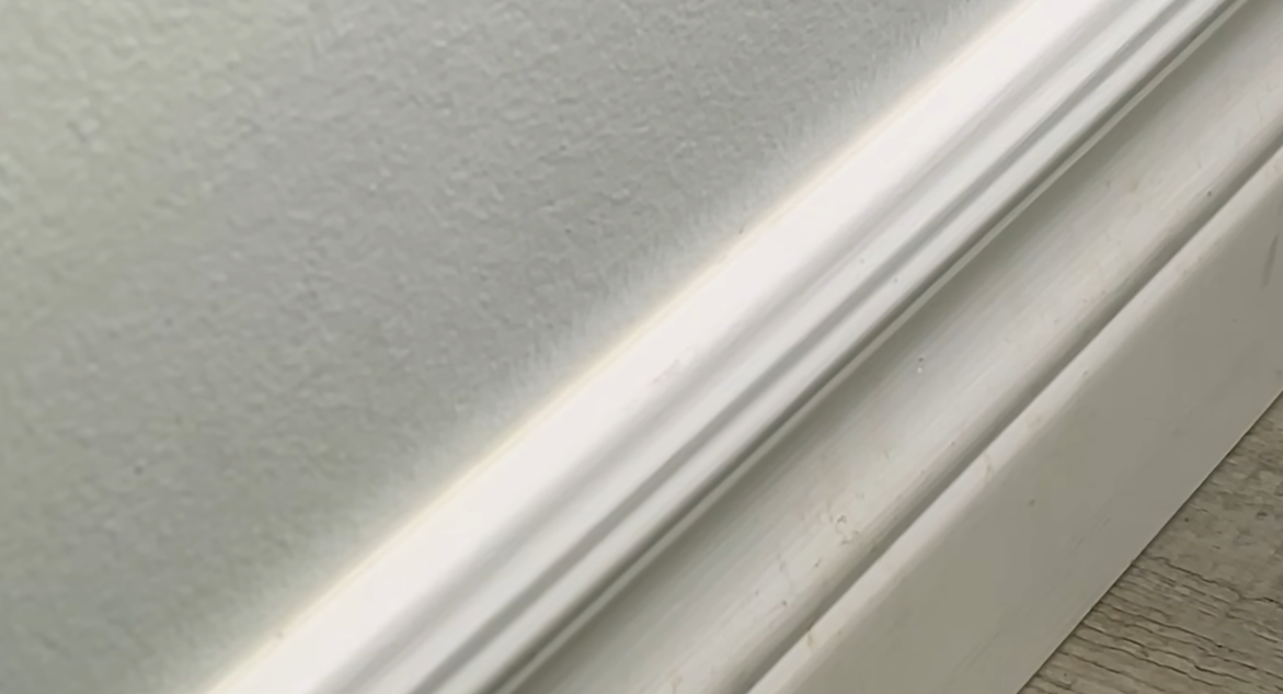 Can You Caulk in Cold Weather? WeatherStationPro